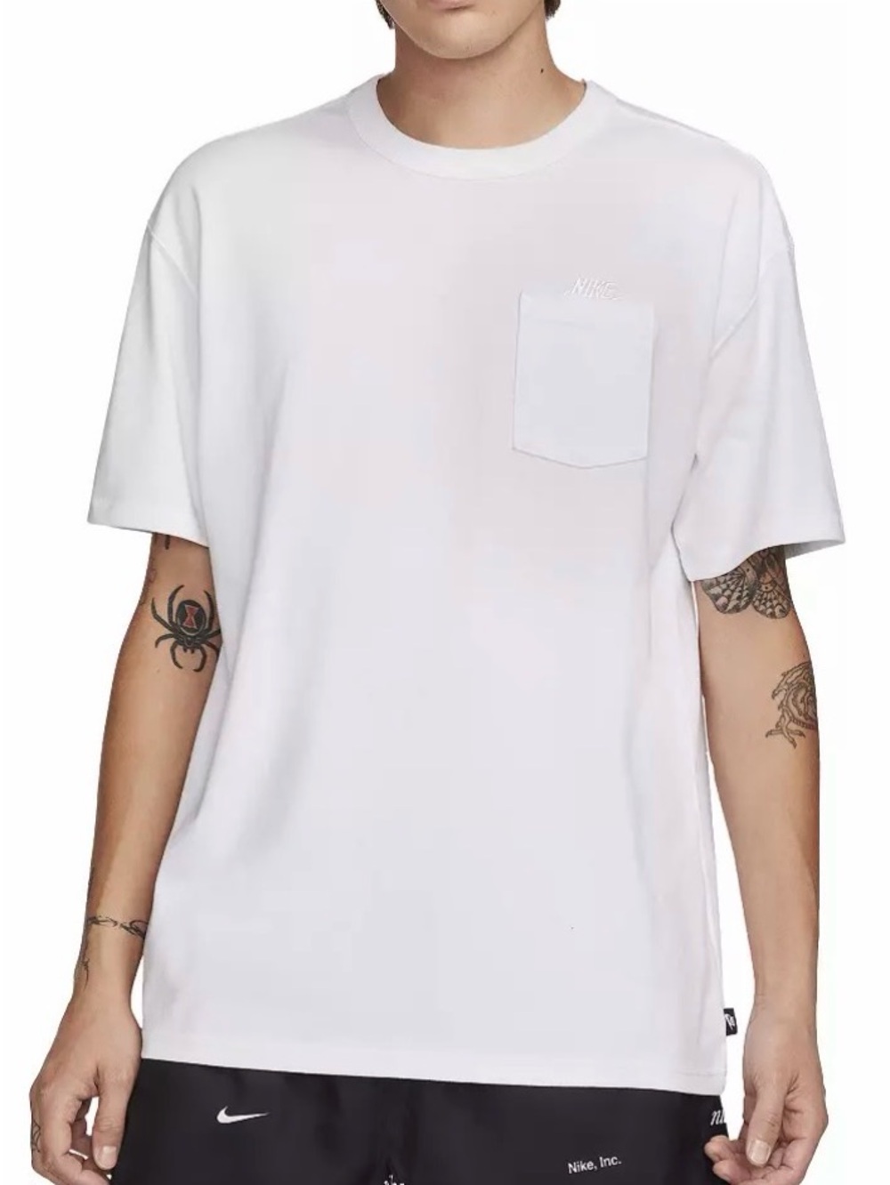 Nike Sportswear Premium Essentials Pocket Tee, Size Small, NWOT